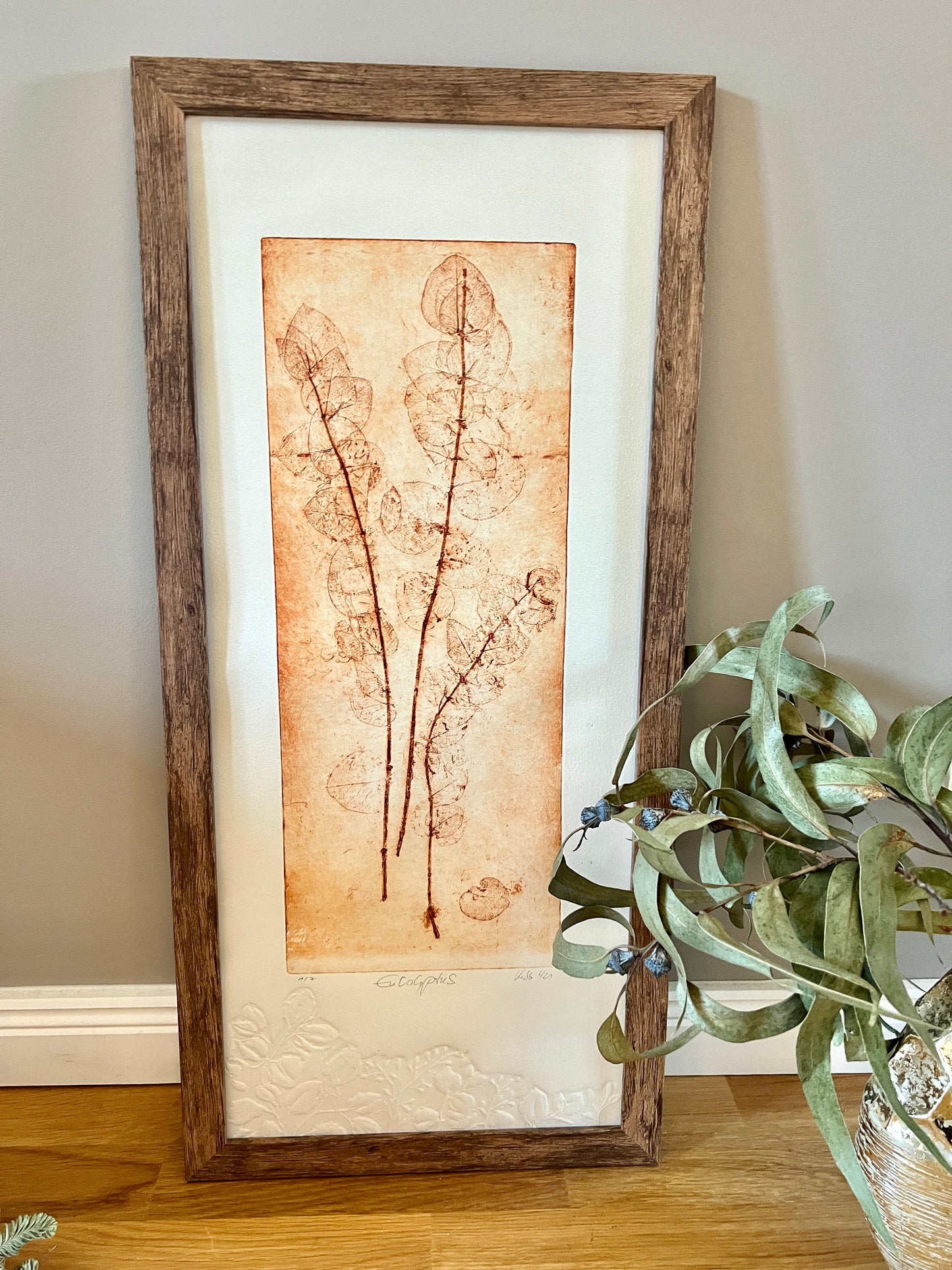 EUKALYPTUS Originaldruckgrafik Radierung Vernis mou mit Prägung, im Rahmen 35x75 cm