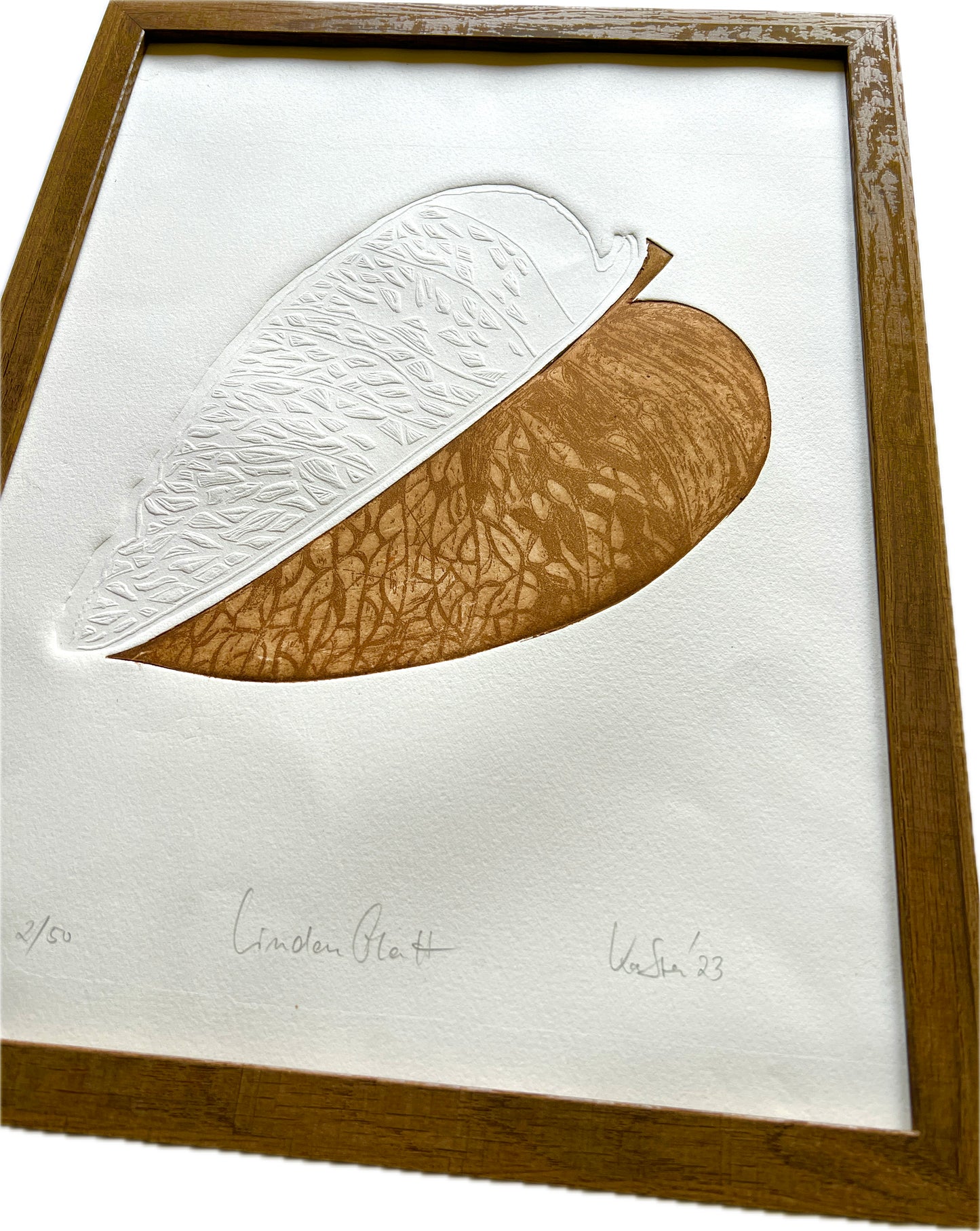 LINDENBLATT Originaldruckgrafik Radierung mit Prägung im Rahmen 30x40 cm