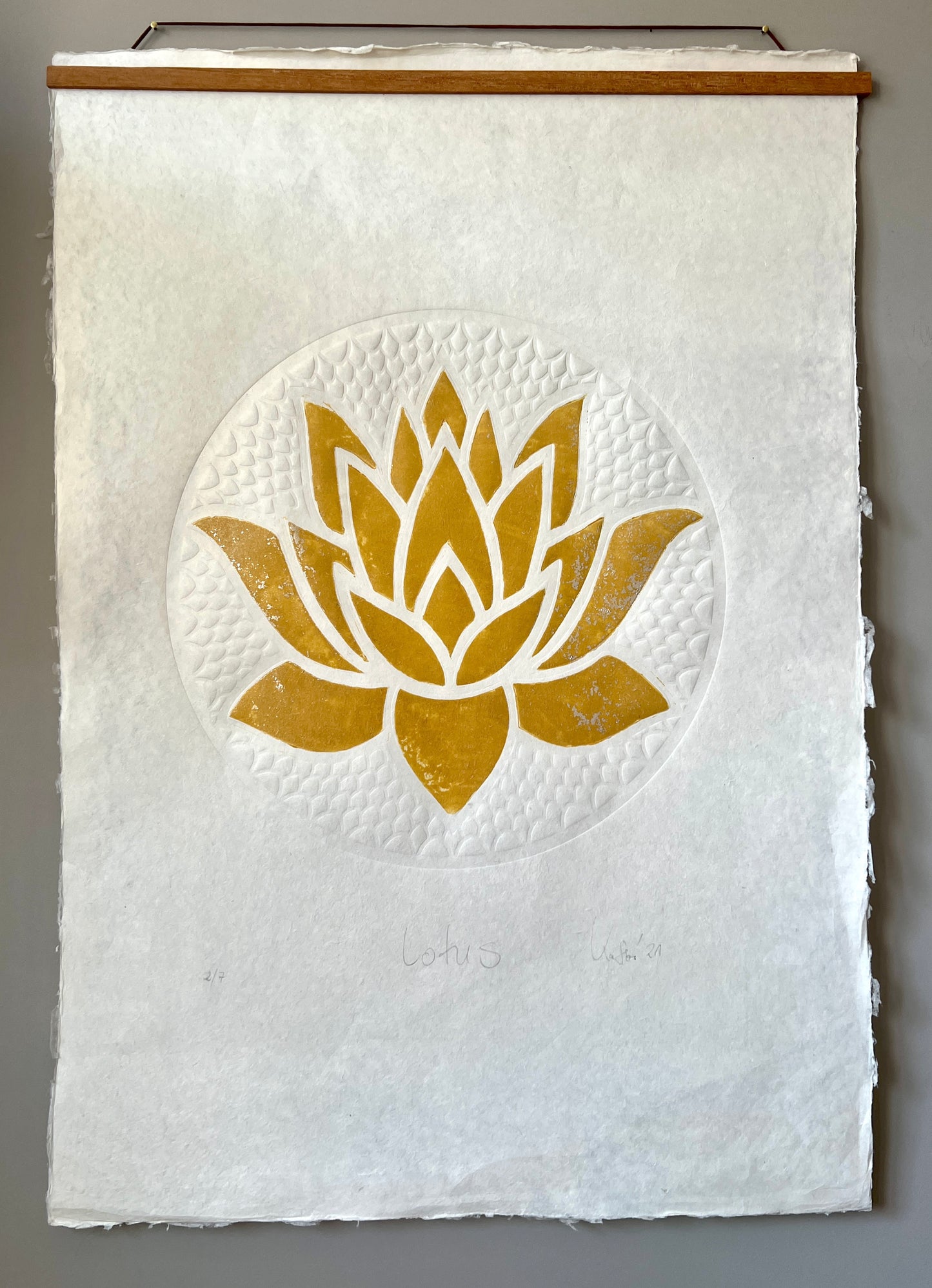 _LOTUS FLOWER  Originaldruckgrafik auf Himalaya Papier 70 x 100 cm, Teakholz Aufhängung